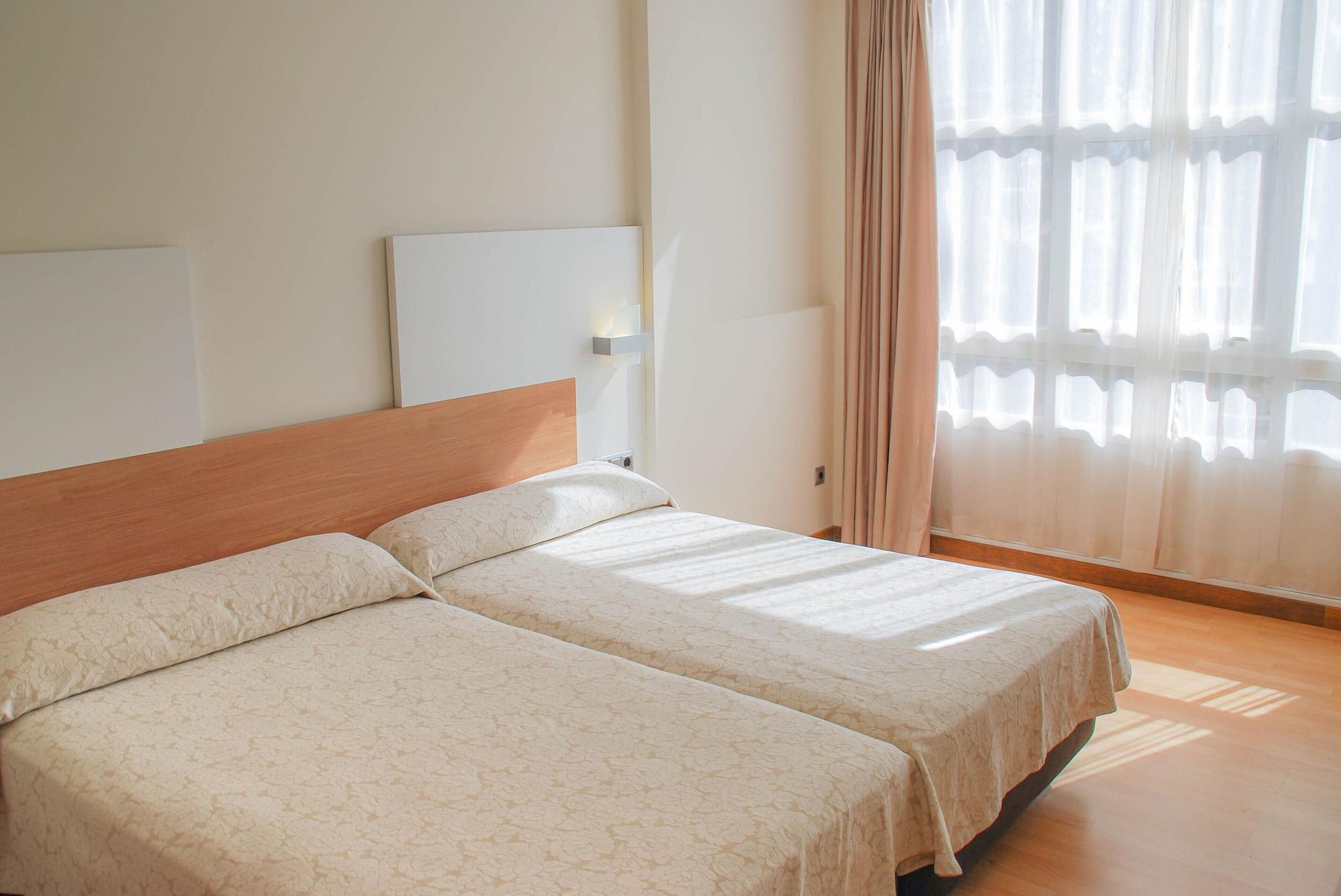Hotel Faranda Rias Altas, Ascend Hotel Collection Perillo Екстер'єр фото