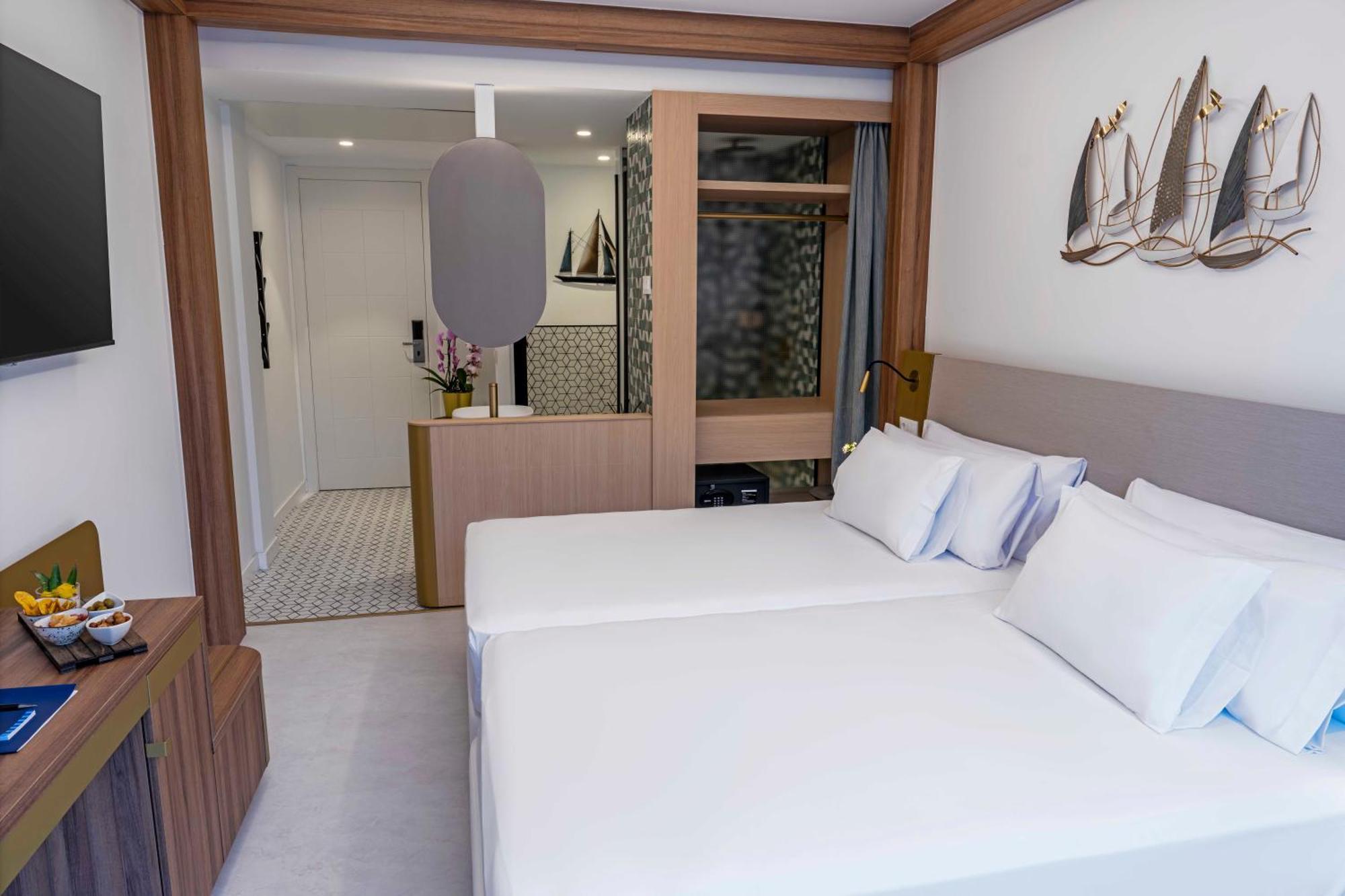 Hotel Faranda Rias Altas, Ascend Hotel Collection Perillo Екстер'єр фото